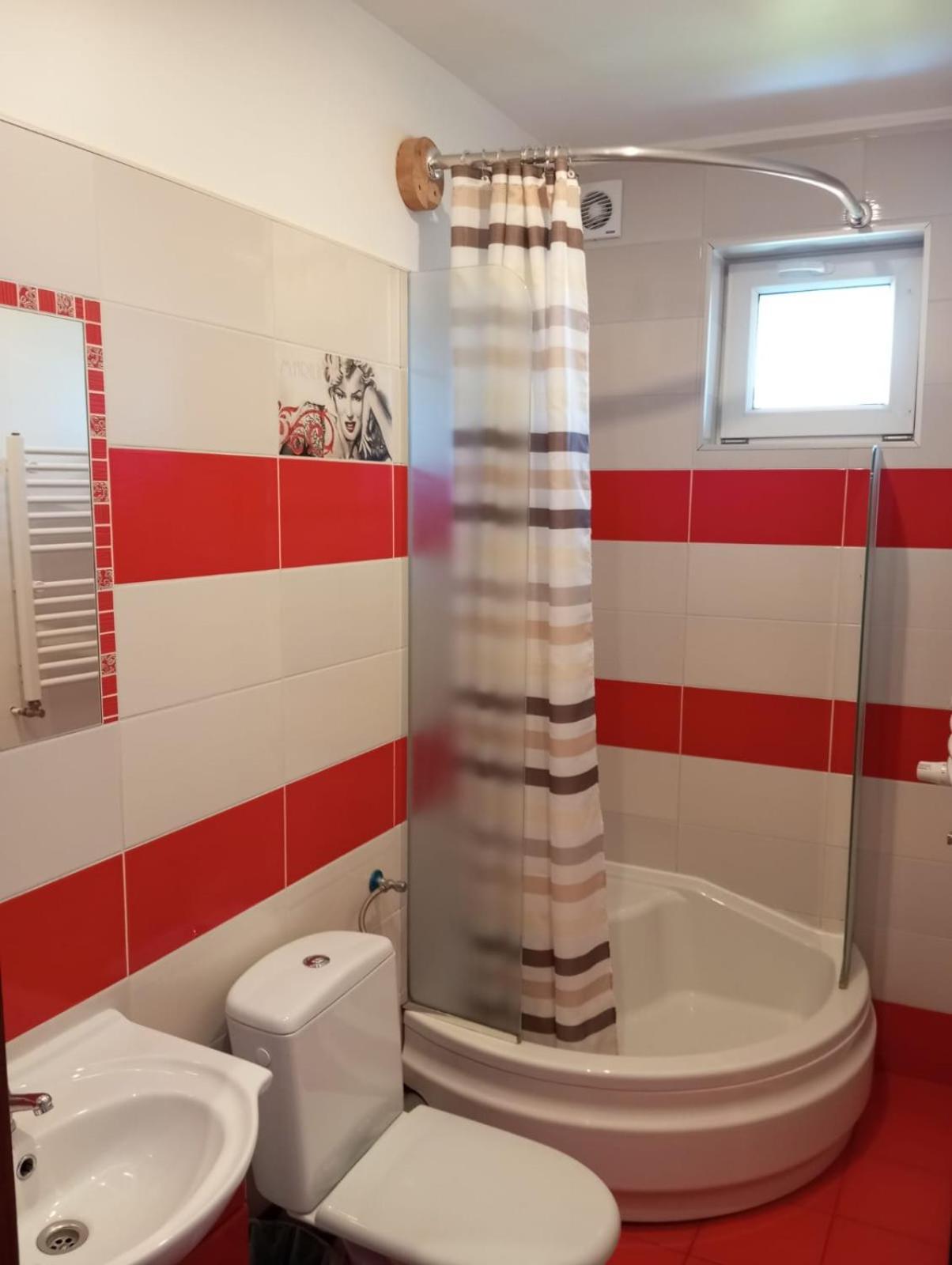 מלון סטגנה Ranczo U Korby מראה חיצוני תמונה